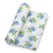 Load image into Gallery viewer, baby muslin blue and green hydrangea flower swaddle blanket girls cotton swaddel wraps swadle 
